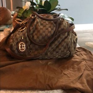 Gucci bag AUTHENTIC